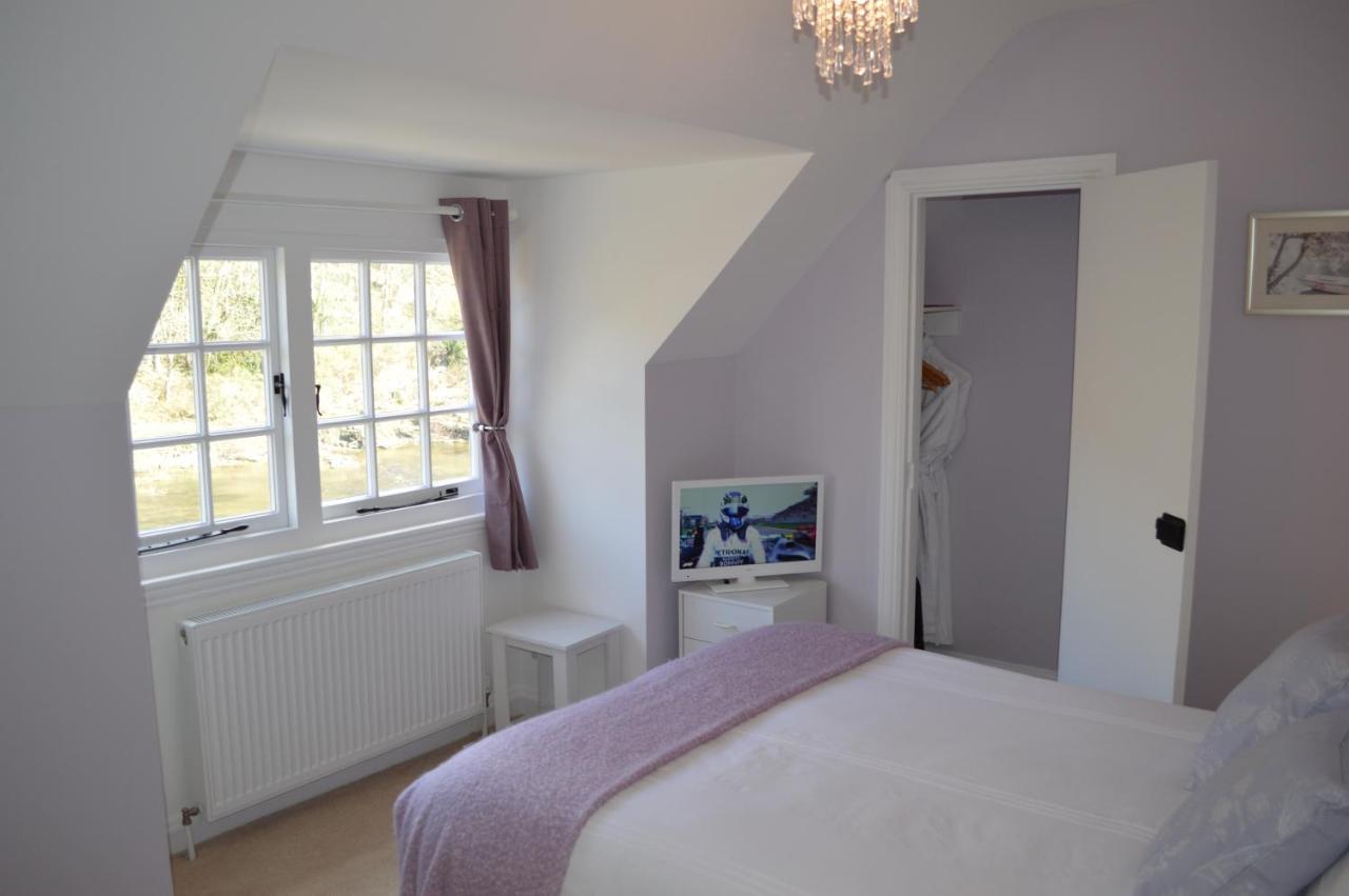 Pwll-Y-Faedda Bed & Breakfast Билт-Уэлс Экстерьер фото